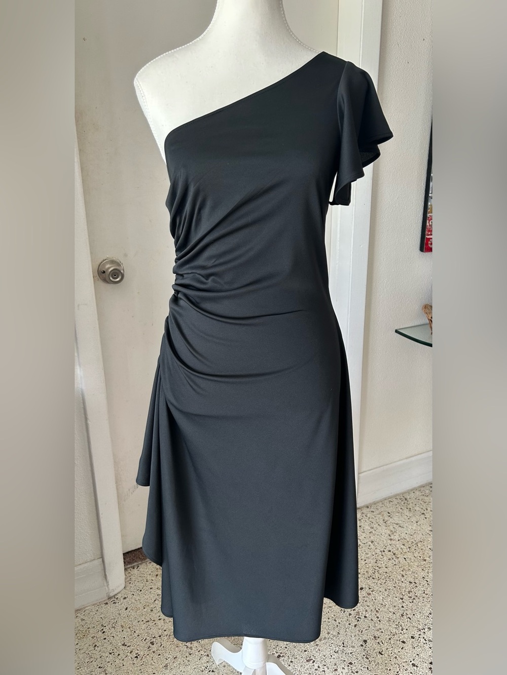 Frederick's of Hollywood Black One-Shoulder Ruched Midi Dress